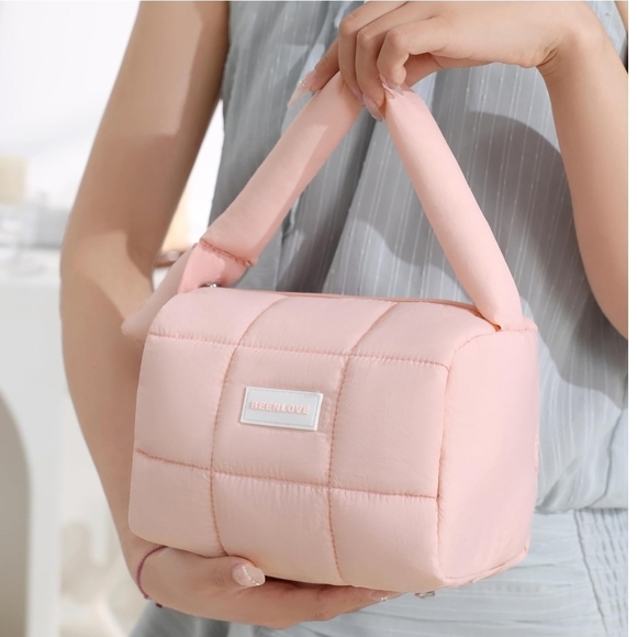 Handbags - Puffy Makeup & Travel Bag Nwt